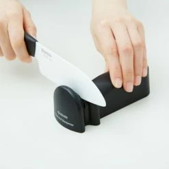 Großhandel ⭐ KYOCERA | Diamant-Messerschärfer Für Keramik- Und Stahlklingen, Manuell 🎉 -Günstiges Kyocera Geschäft unnamed file 410